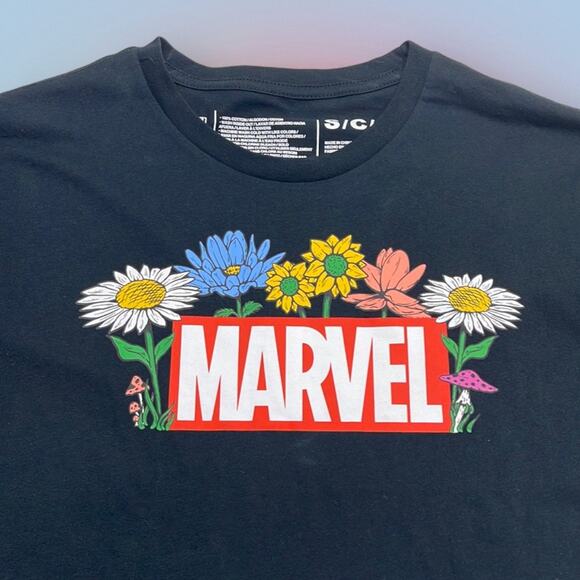 MARVEL Men’s Small Black Flowered Cotton T-shirt - Picture 1 of 3